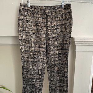 Forever 21 Black and Gold Cropped Pants